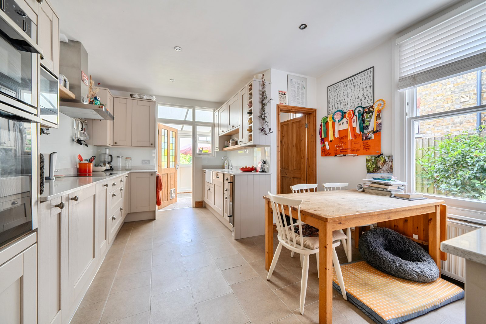 Hoppers Road, Winchmore Hill, London, N21, photo 11