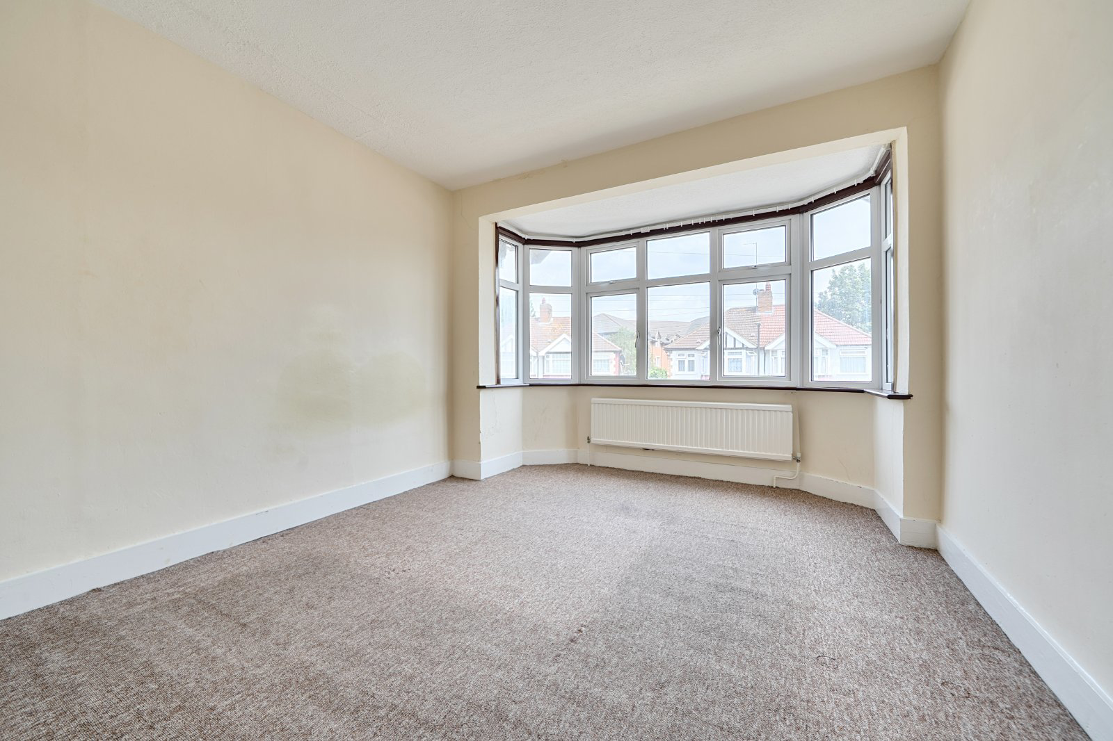 Hampshire Close, Edmonton, London, N18, photo 7