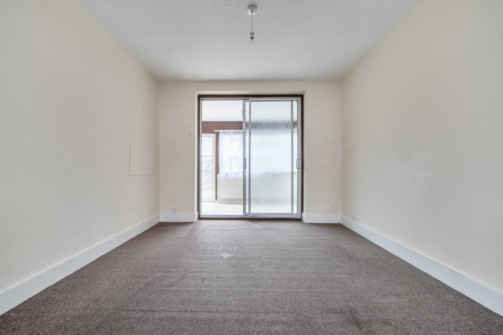 Hampshire Close, Edmonton, London, N18, photo 13