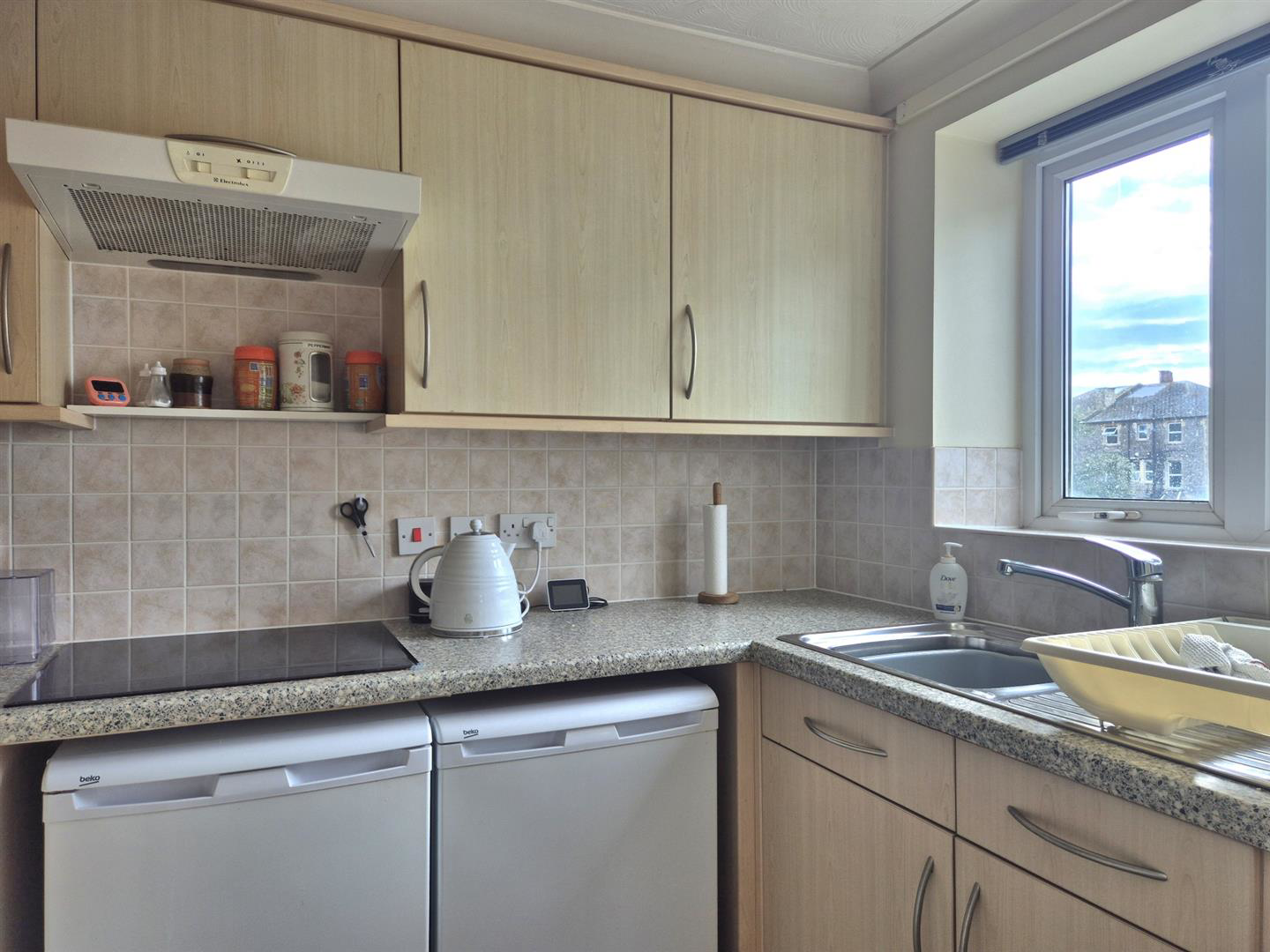 Beach Road, Weston Super Mare, photo 4