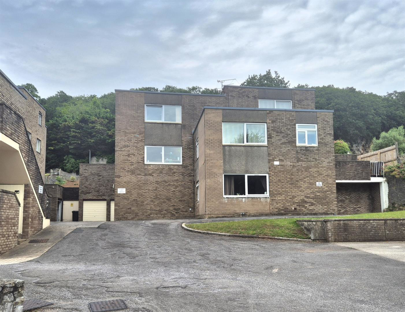 South Road, Weston-Super-Mare, photo 11