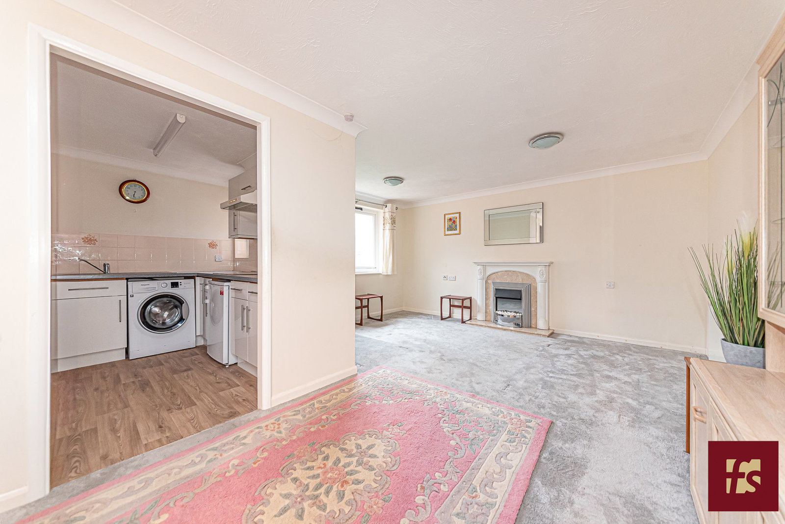 Warner Court, Yorktown Road, Sandhurst, Berkshire GU47 0PH, photo 7