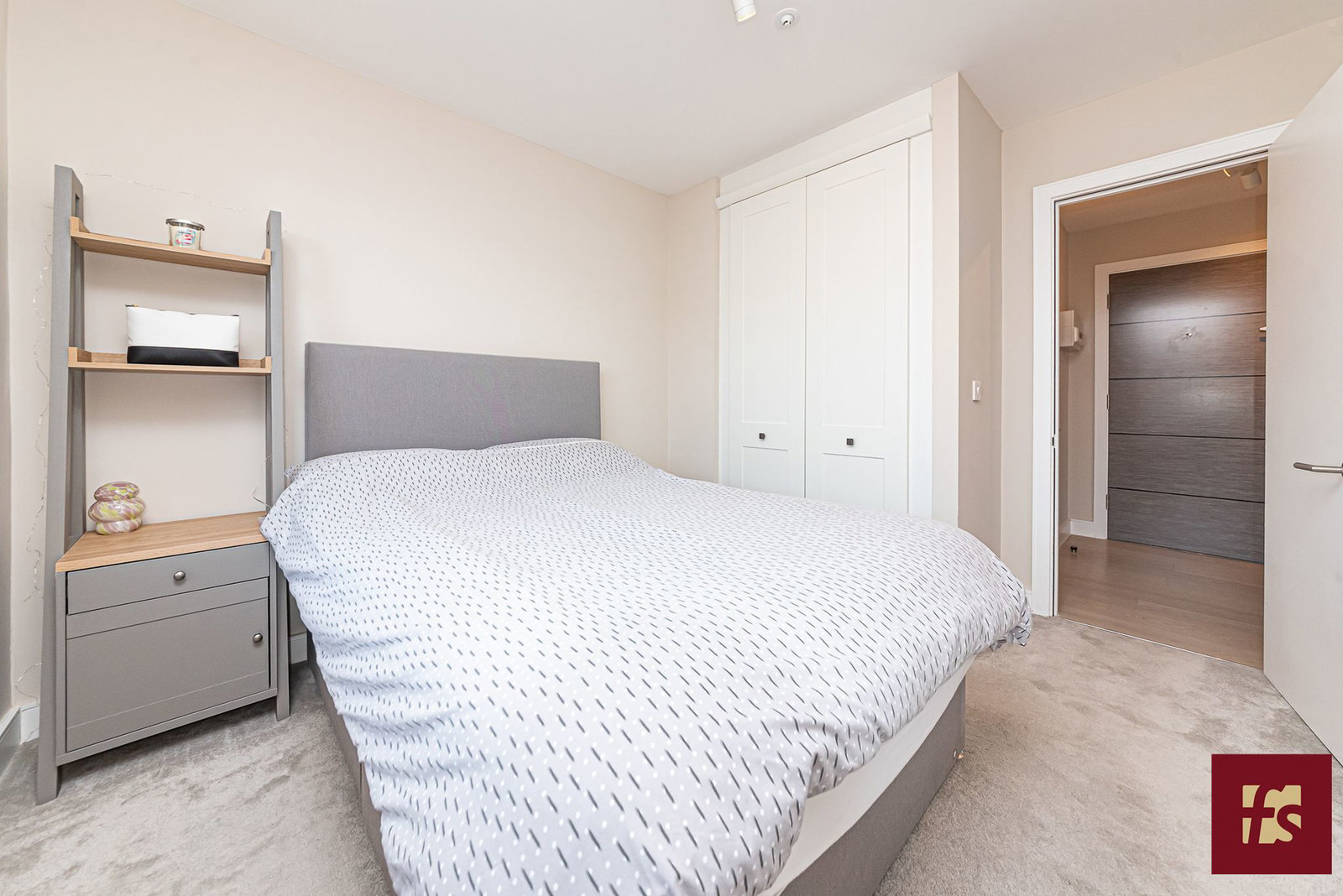 Manhattan Lofts, High Street, Crowthorne, RG45 7AY, photo 8