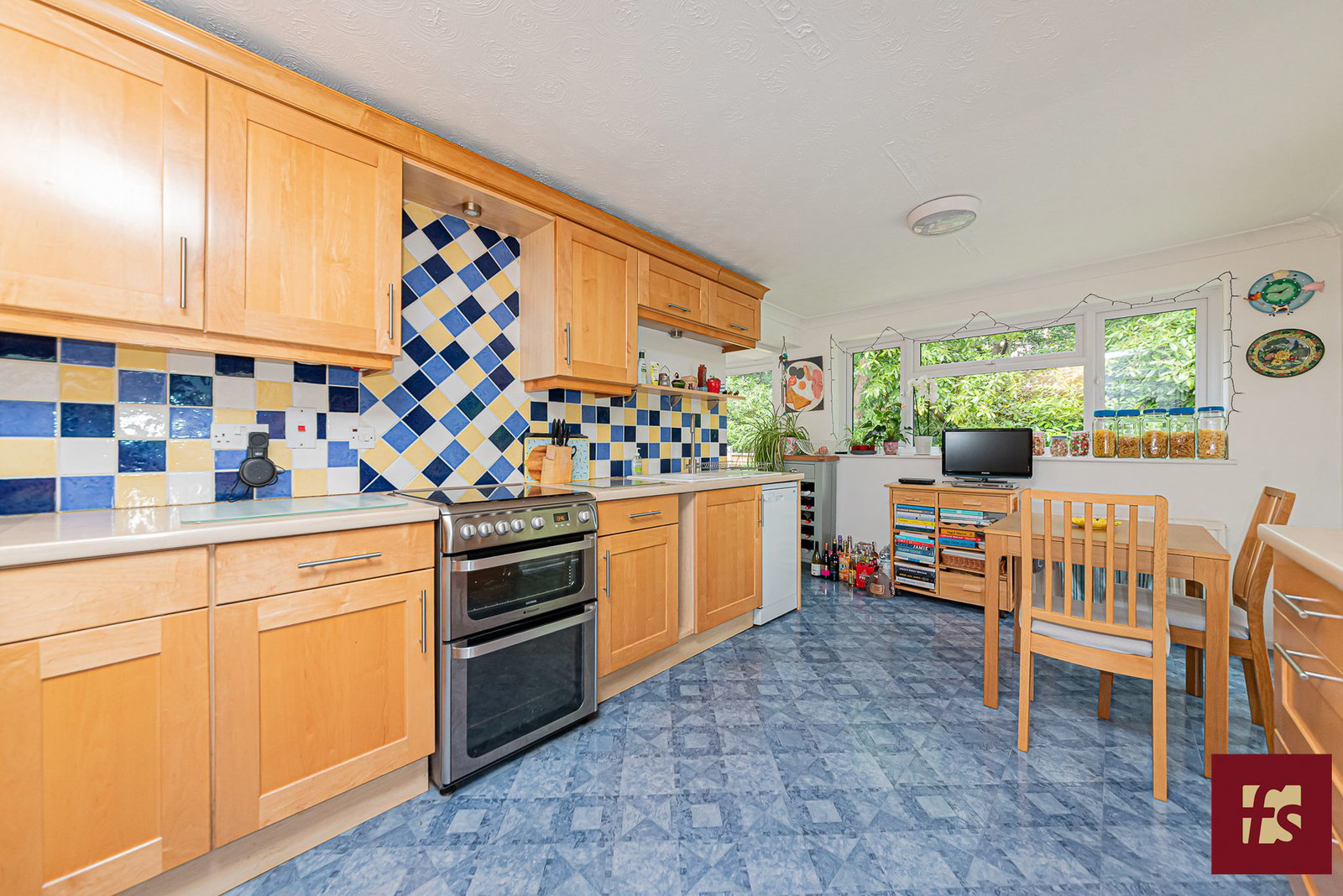 Long Mickle, Sandhurst, Berkshire, GU47 8QN, photo 16