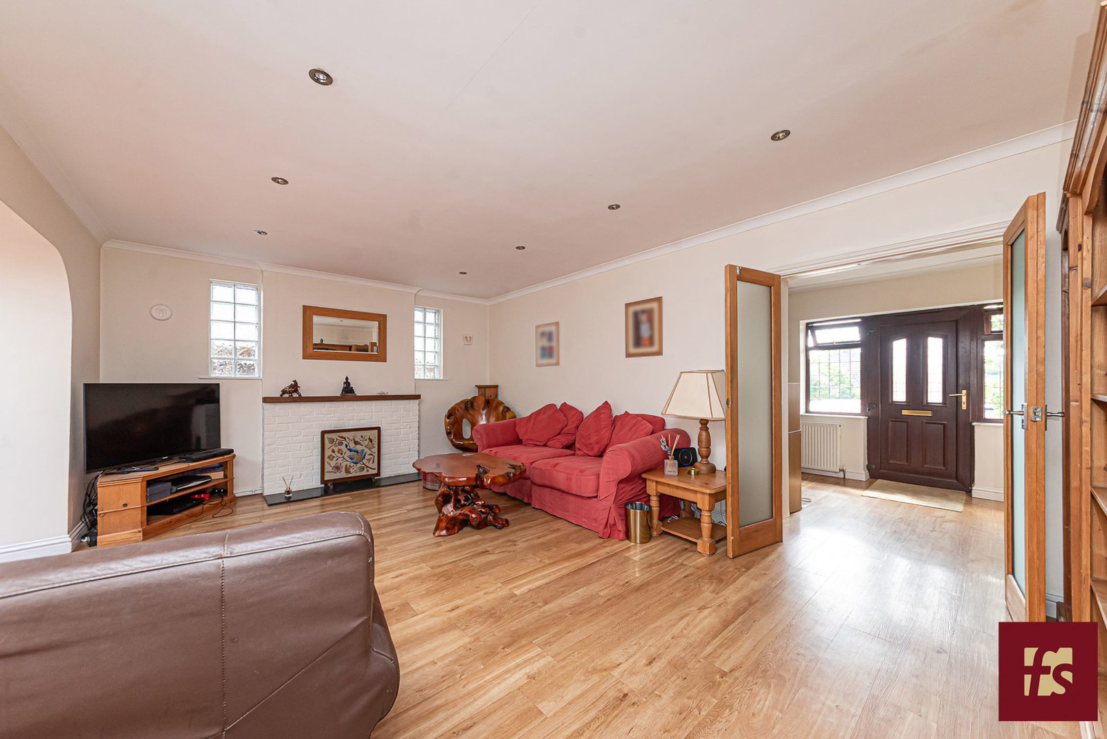 Pinewood Avenue, Crowthorne, Berkshire, RG45 6RR, photo 7