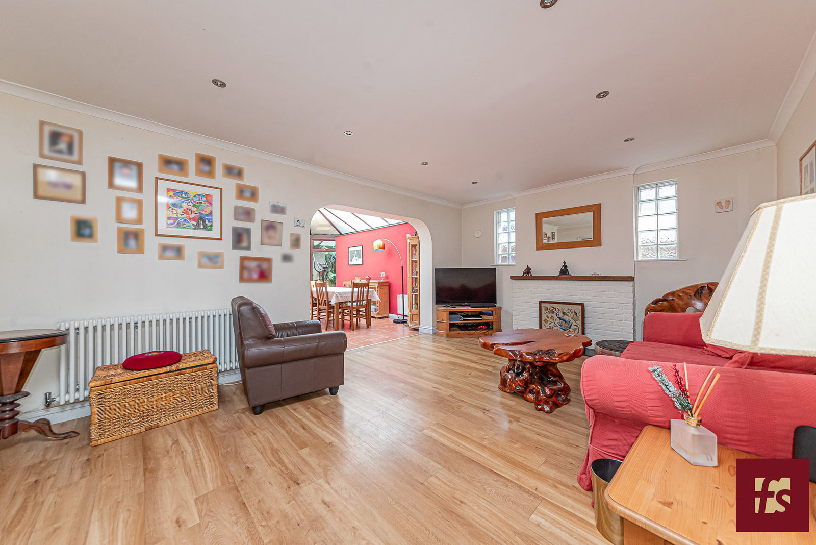 Pinewood Avenue, Crowthorne, Berkshire, RG45 6RR, photo 6