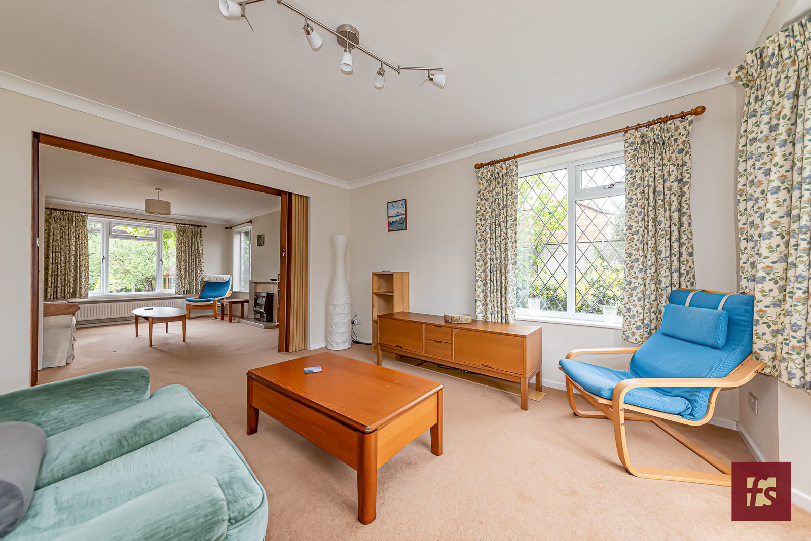Heath Hill Road South, Crowthorne, RG45 7BW, photo 6