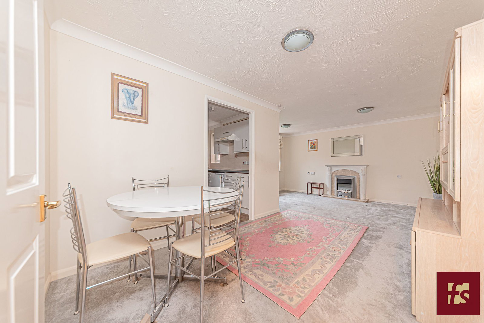 Warner Court, Yorktown Road, Sandhurst, Berkshire GU47 0PH, photo 6