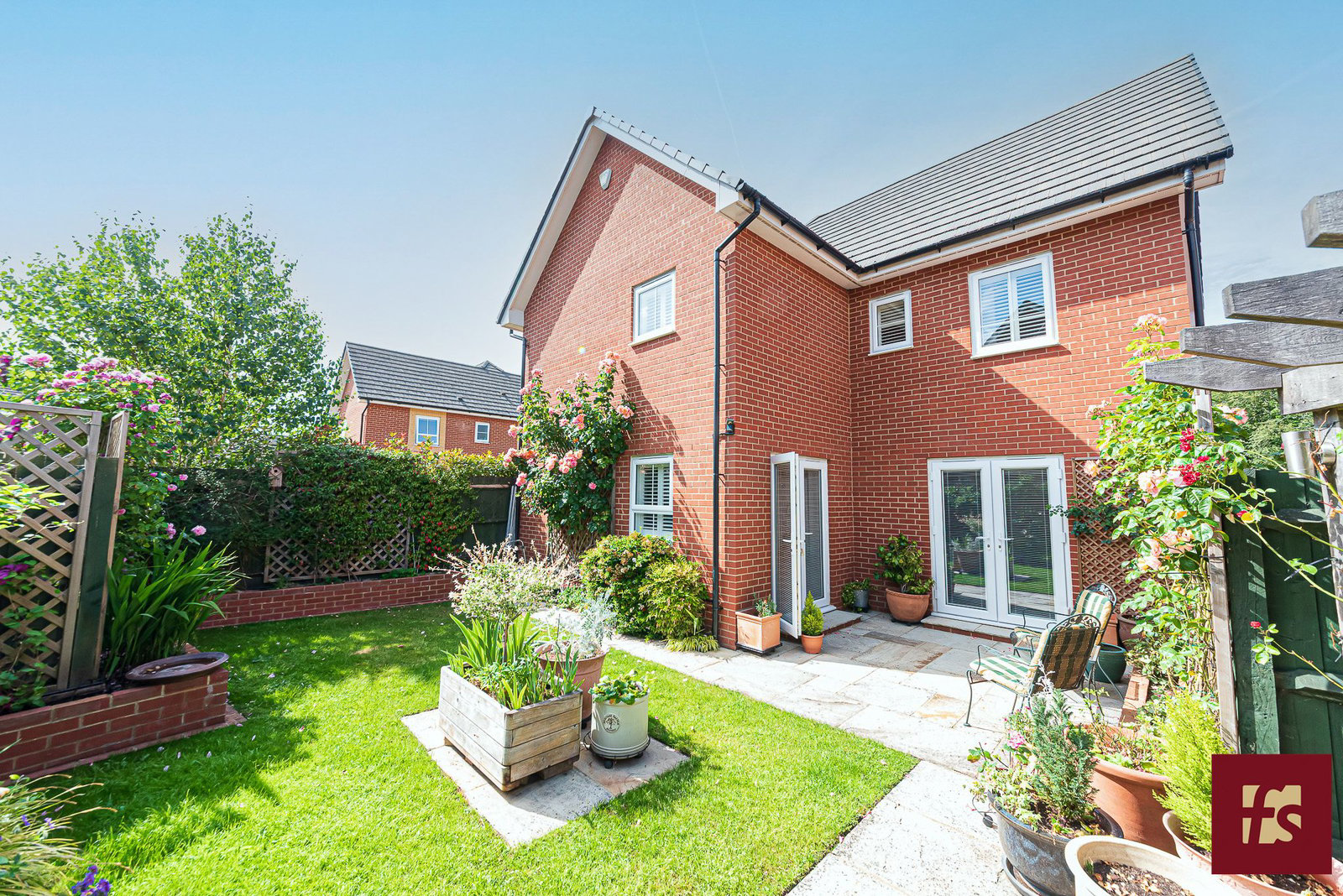 Arlott Green, Crowthorne, Berkshire RG45 7FG, photo 13
