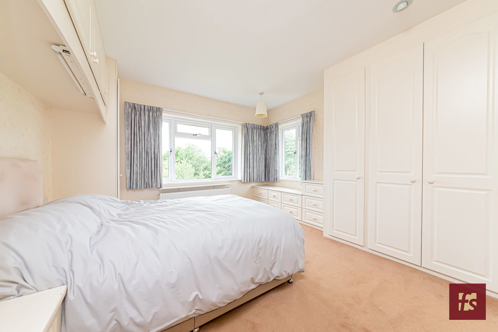 Heath Hill Road South, Crowthorne, RG45 7BW, photo 11