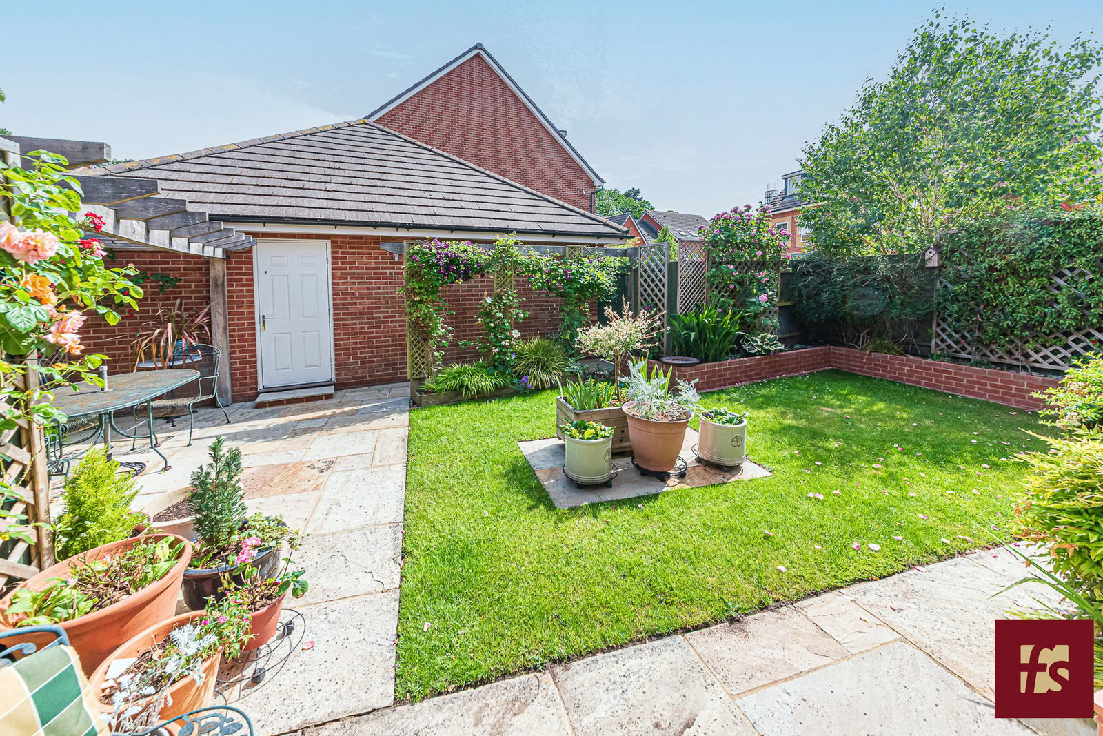 Arlott Green, Crowthorne, Berkshire RG45 7FG, photo 12