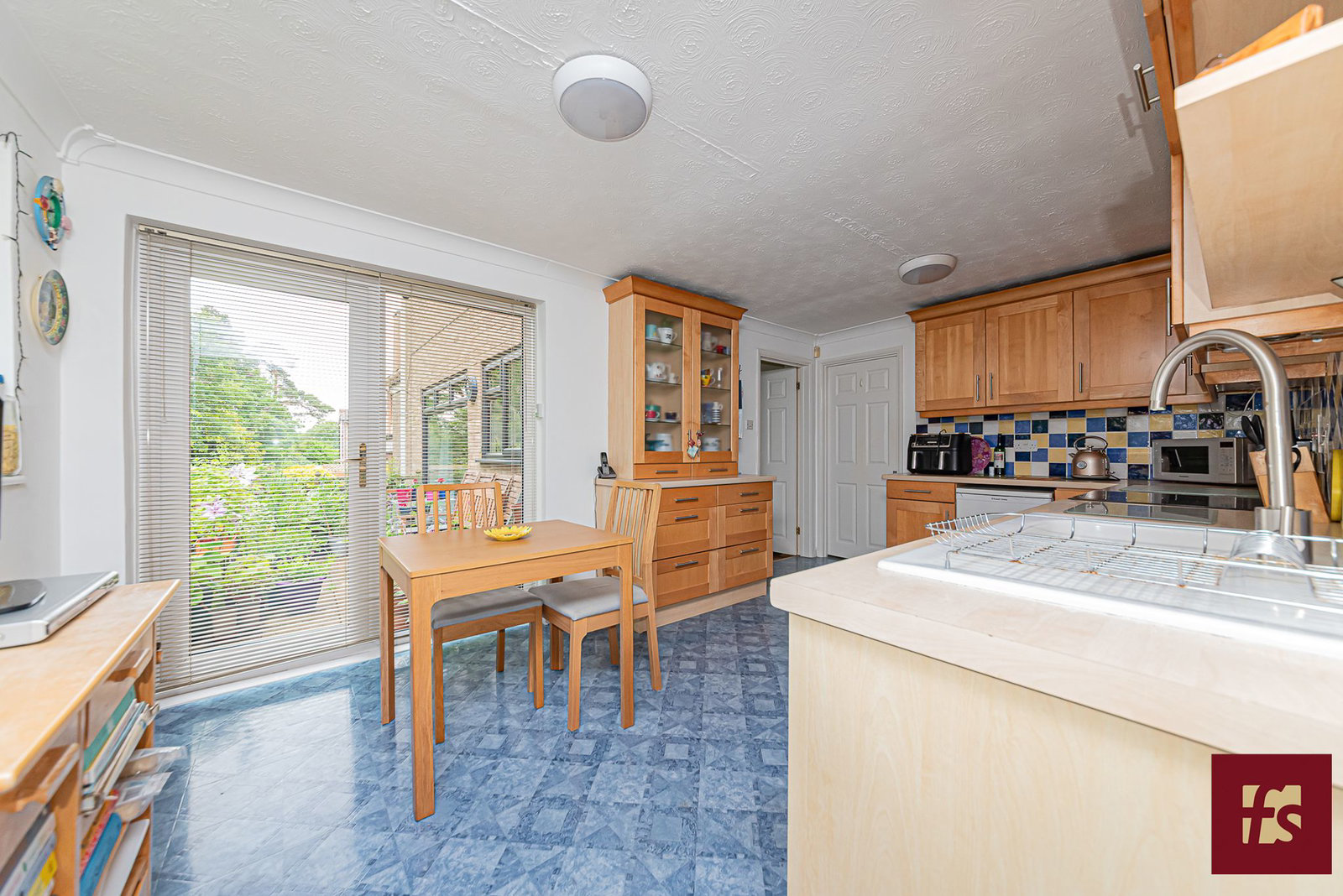 Long Mickle, Sandhurst, Berkshire, GU47 8QN, photo 11