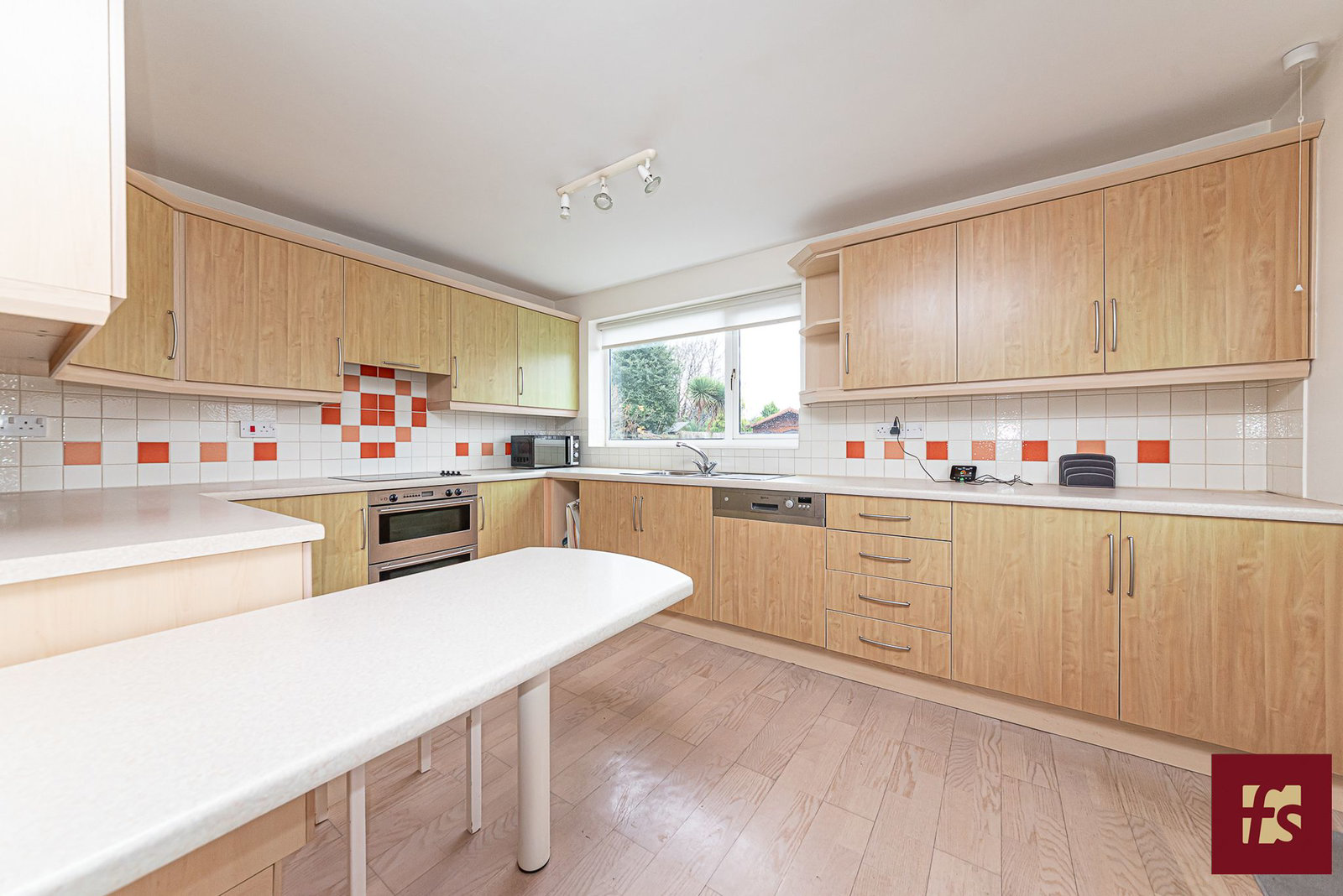 Vincent Rise, Bracknell, RG12 9EH, photo 3