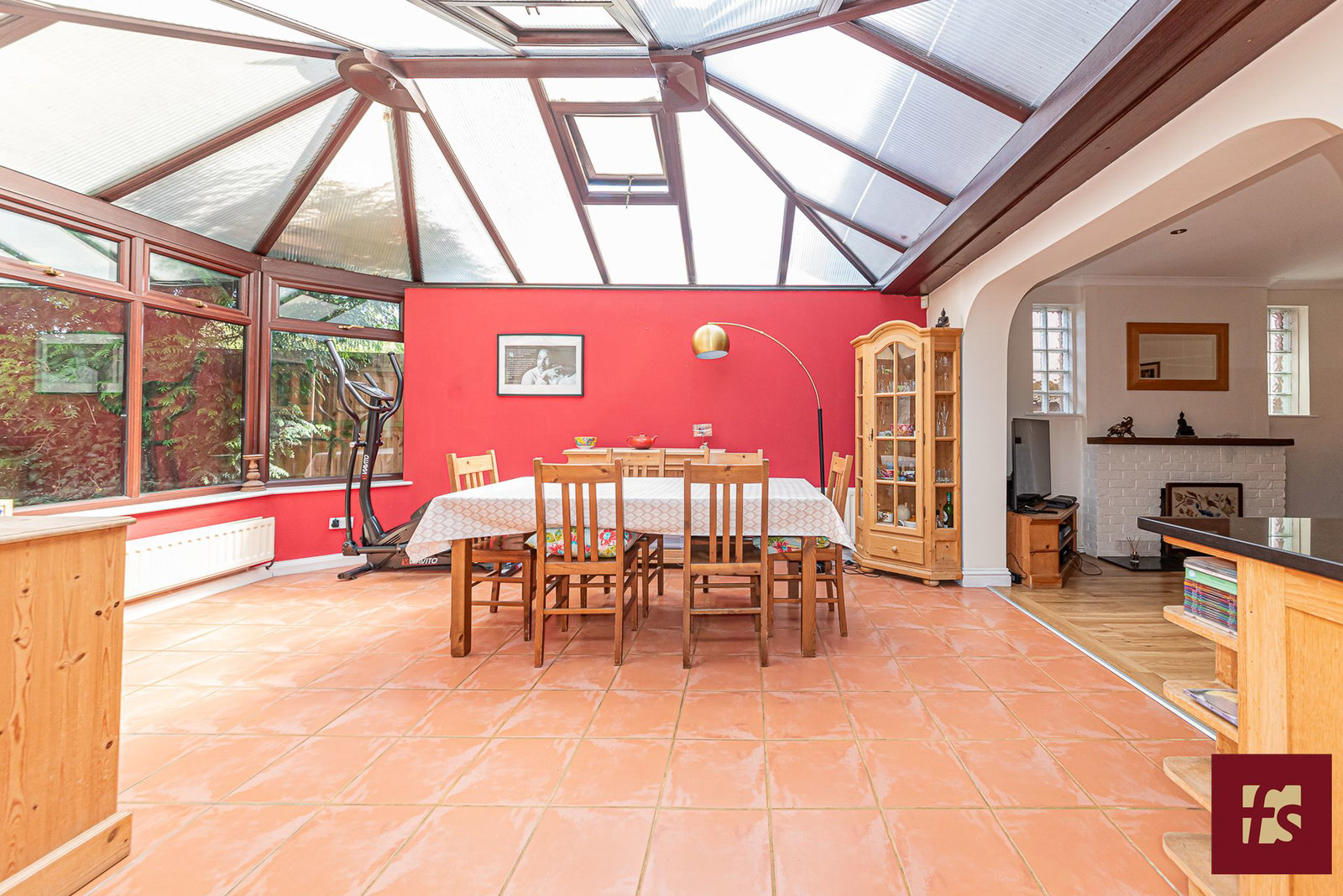 Pinewood Avenue, Crowthorne, Berkshire, RG45 6RR, photo 3