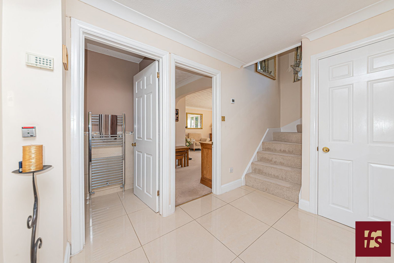 Holmbury Avenue, Crowthorne, RG45 6TQ, photo 7