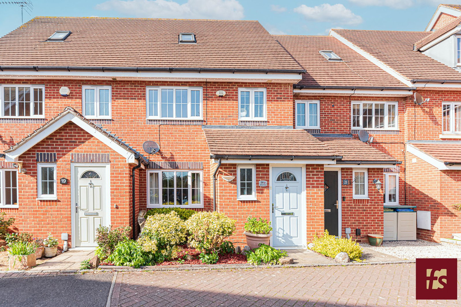 Alford Close