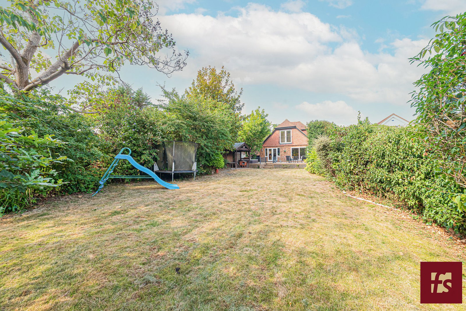 Pinehill Road, Crowthorne, Berkshire, RG45 7JR, photo 22