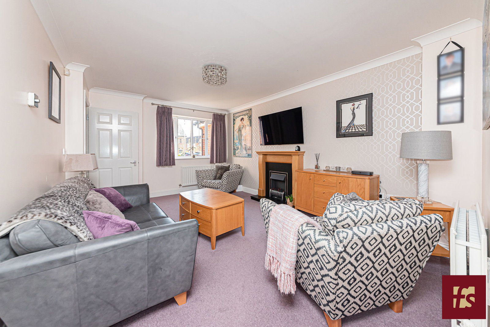 Alford Close, Sandhurst, Berkshire GU47 8DX, photo 3
