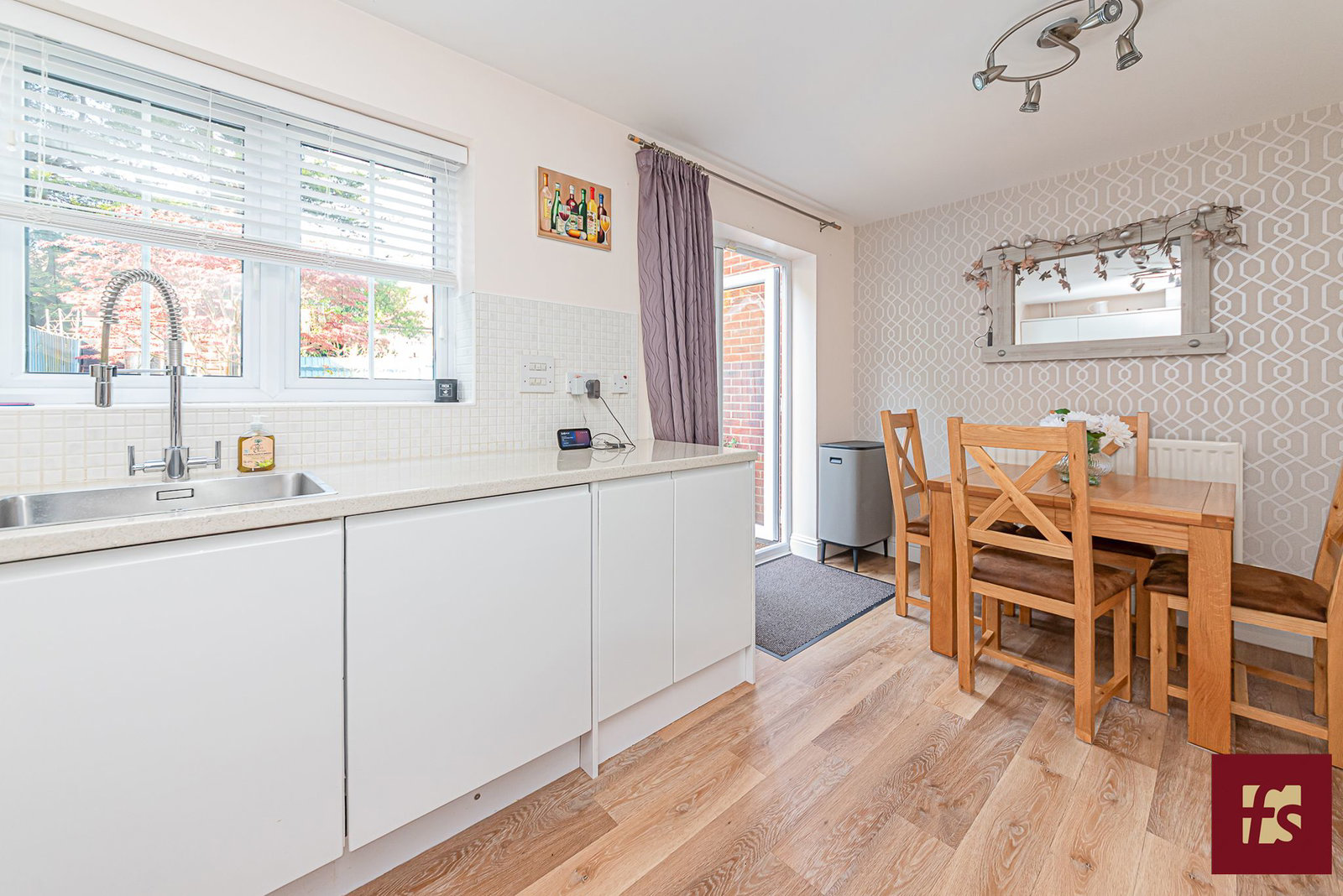 Alford Close, Sandhurst, Berkshire GU47 8DX, photo 5