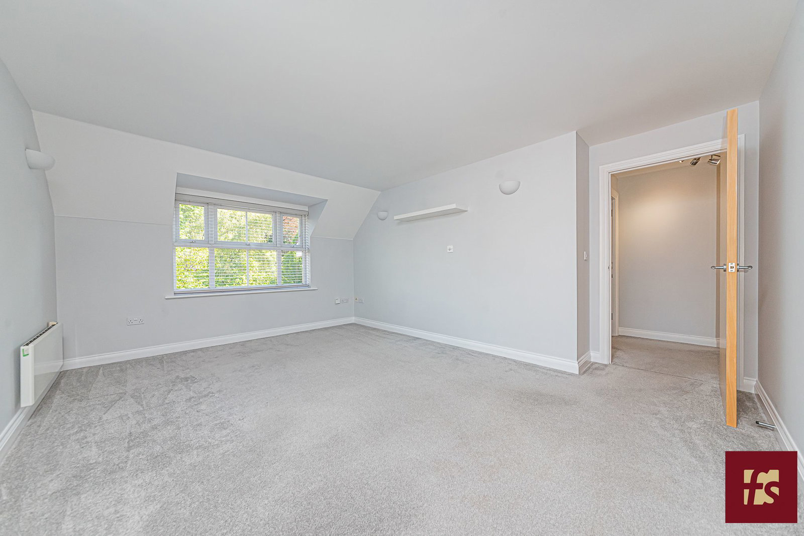 Talavera Close, Crowthorne, Berkshire, RG45 6DE, photo 2