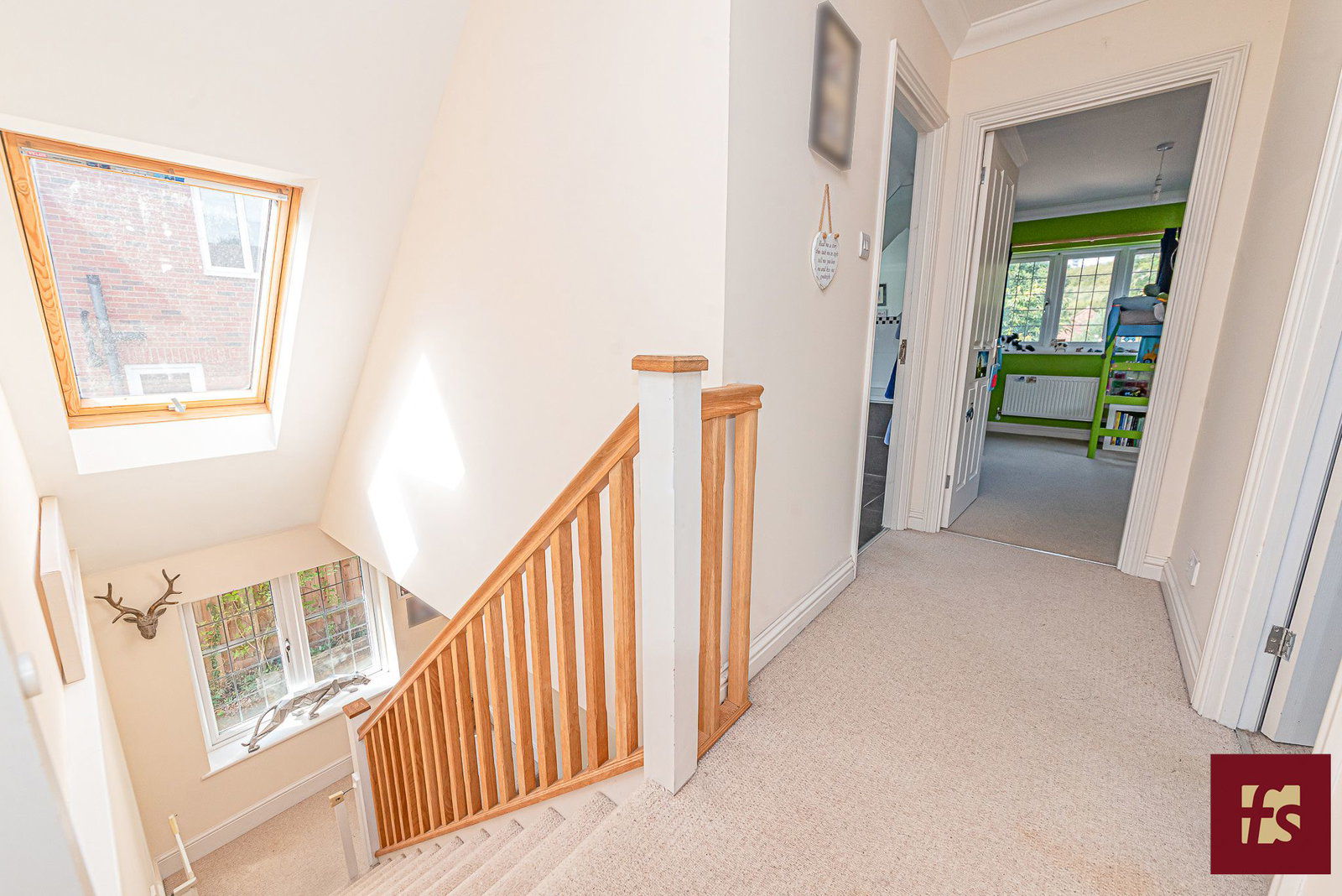 Pinehill Road, Crowthorne, Berkshire, RG45 7JR, photo 17