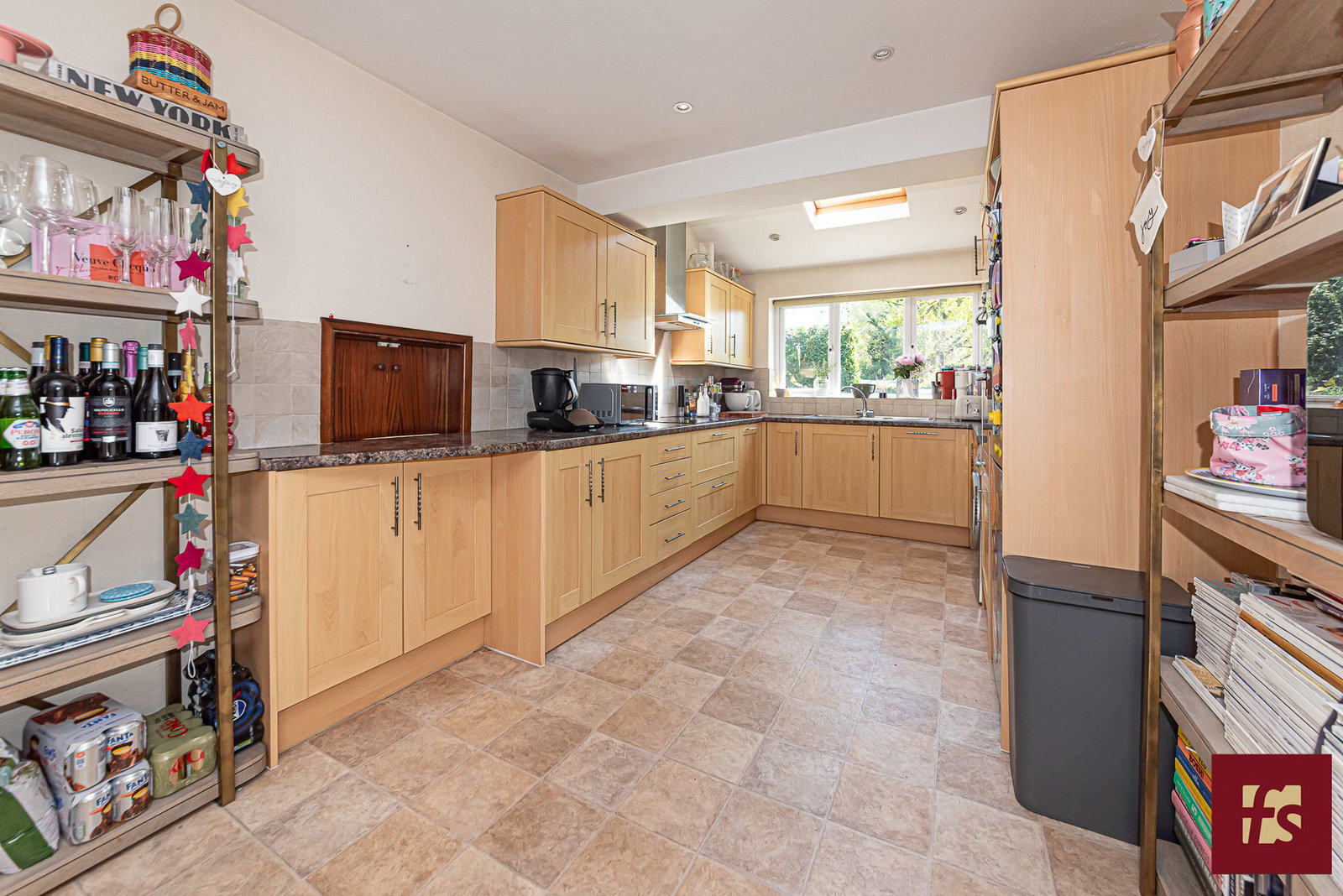 Hillary Drive, Crowthorne, Berkshire RG45 6QE, photo 9