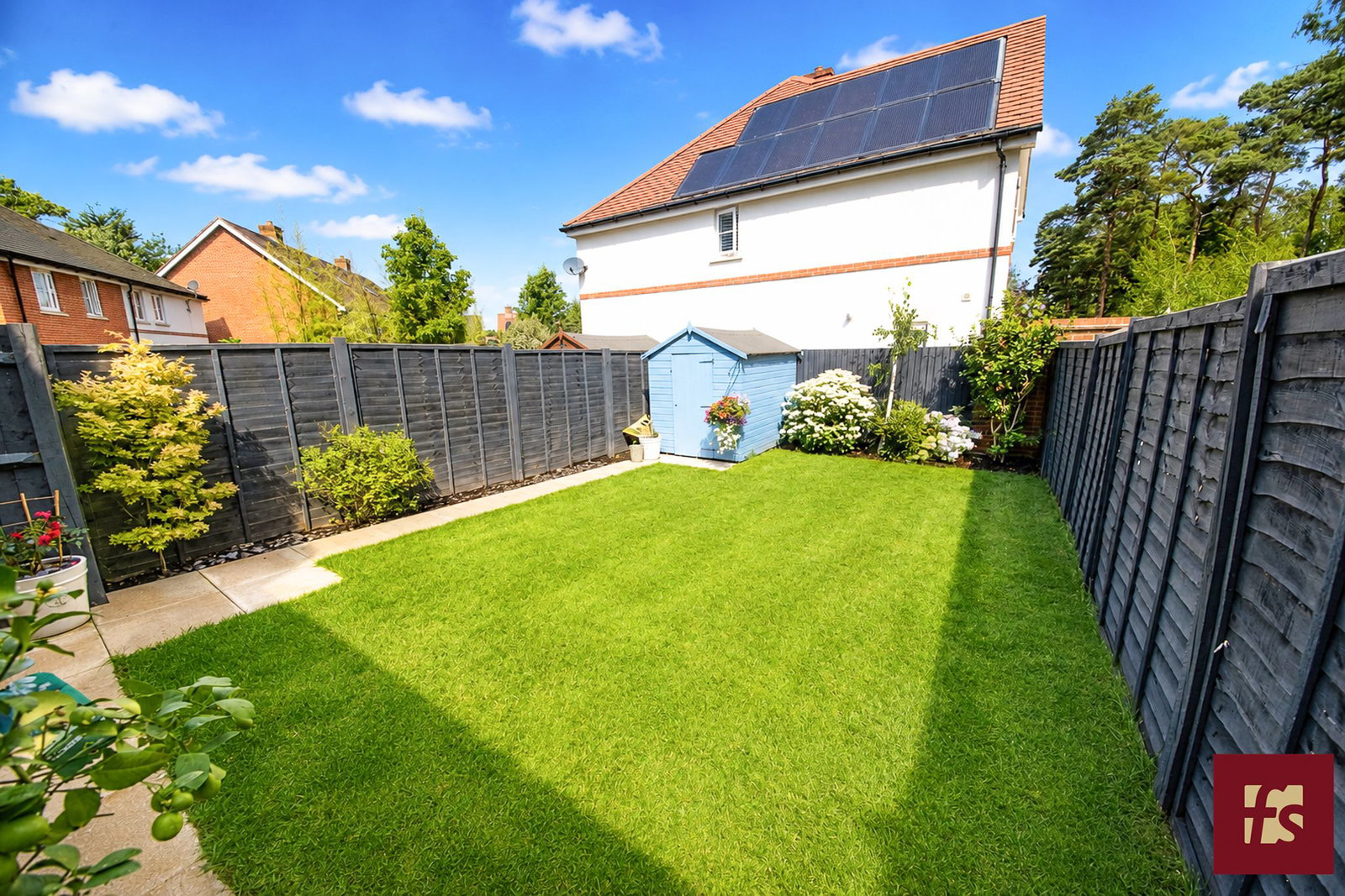 Dashers Close, Crowthorne, RG45 6GX, photo 3
