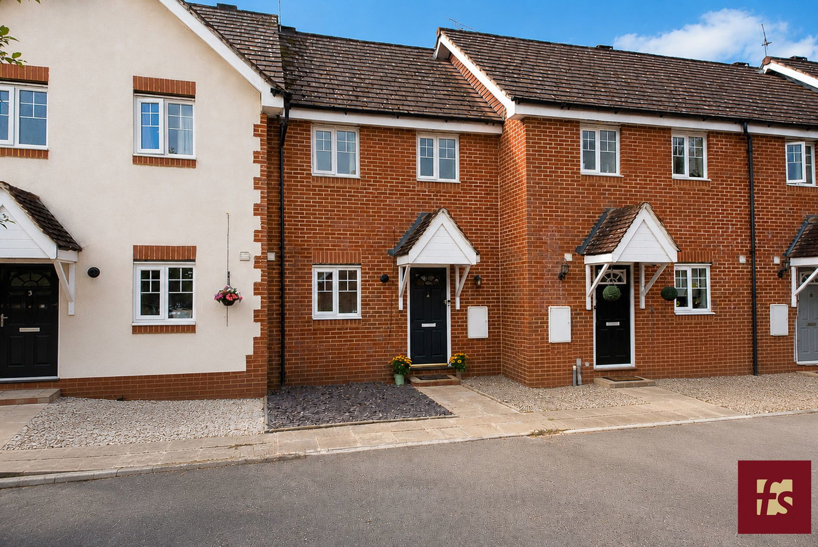 Saddler Corner, Sandhurst, Berkshire GU47 9DZ