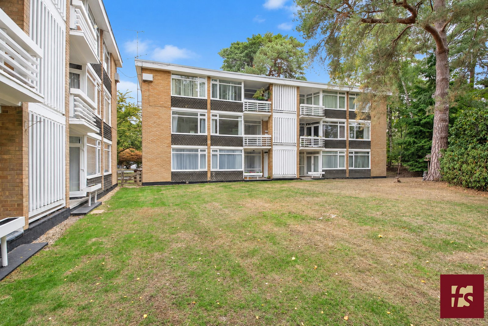 Wulwyn Court, Linkway, Crowthorne, RG45 6ET, photo 2