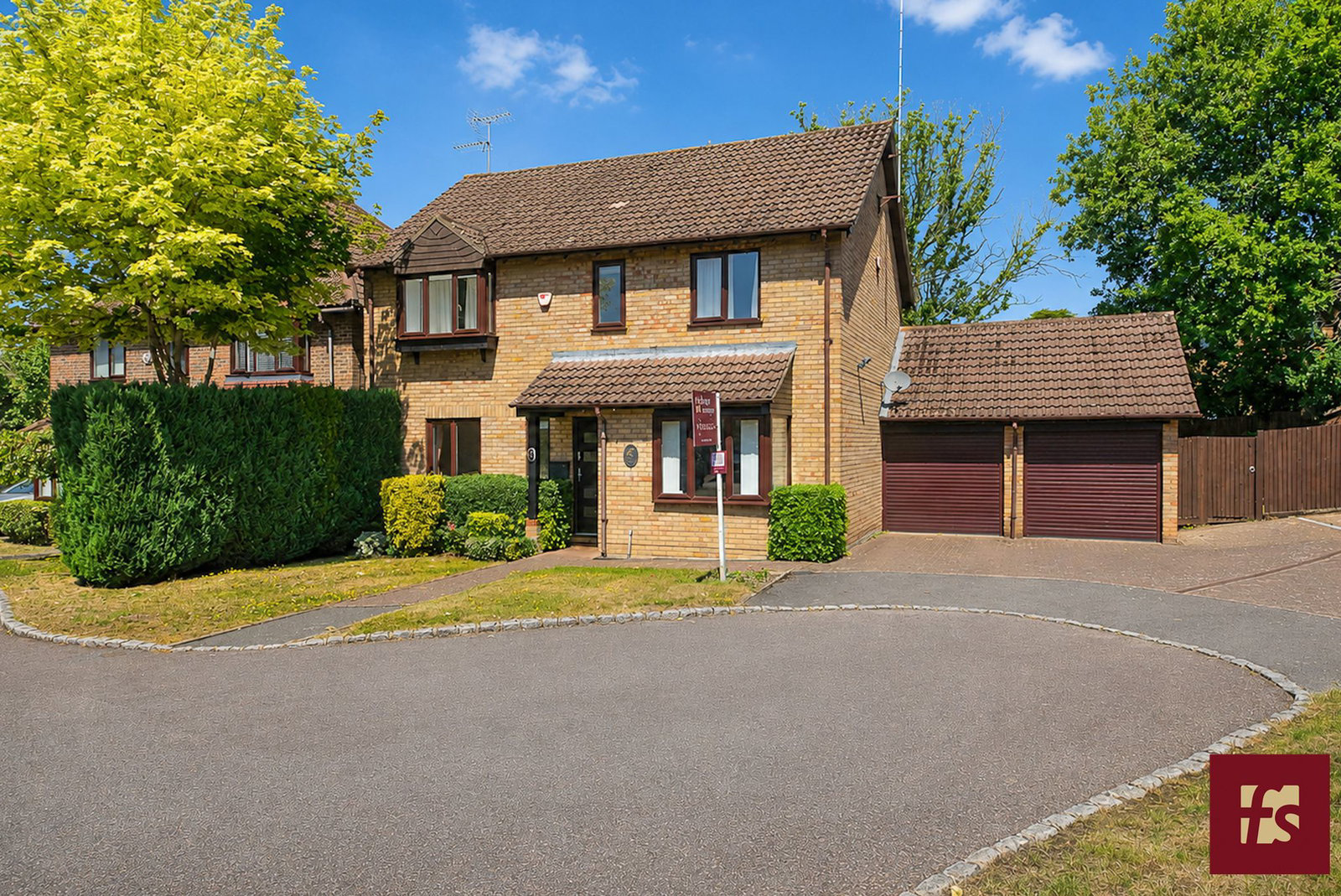 Chaucer Road, Crowthorne, Berkshire RG45 7QN