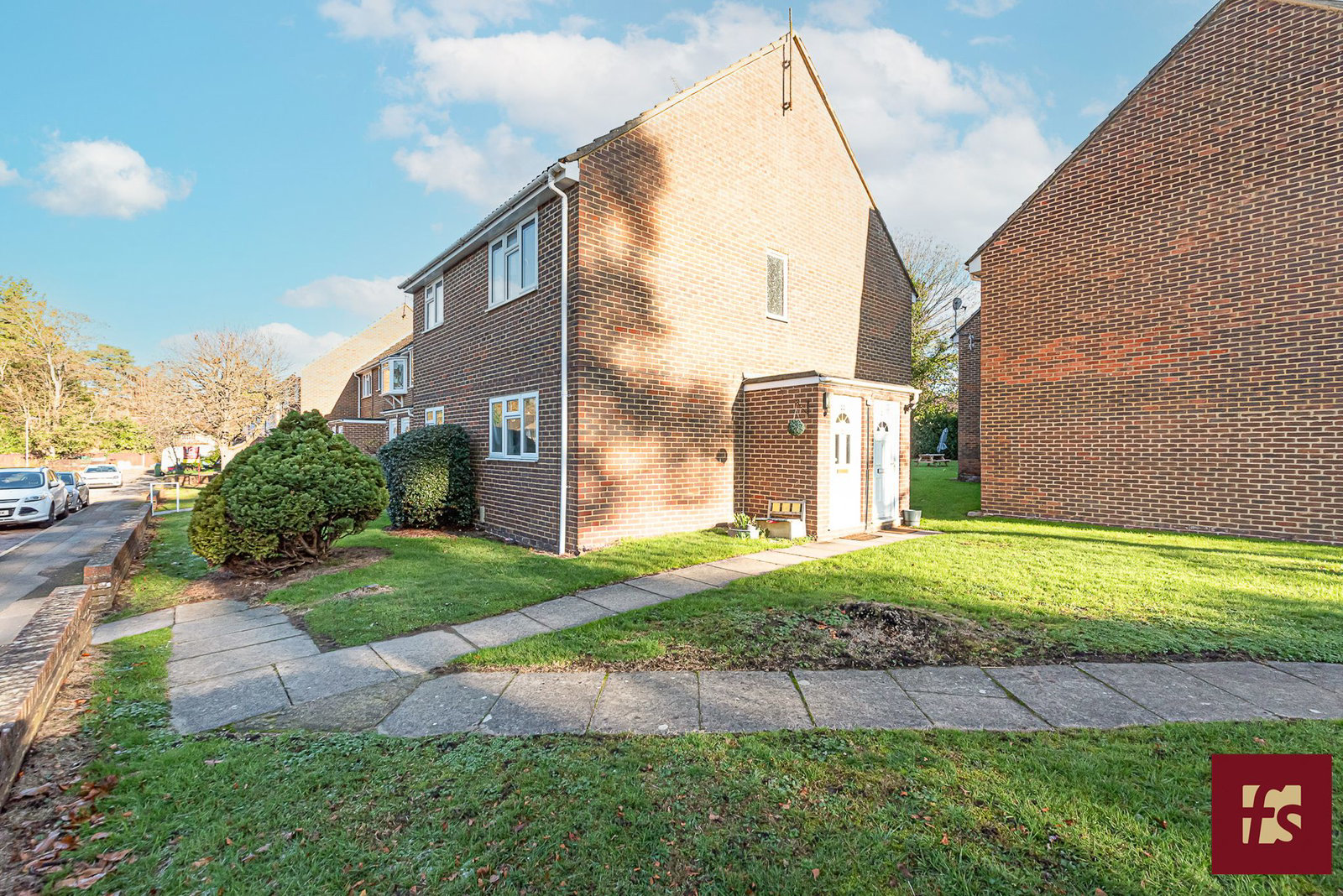 Barracane Drive, Crowthorne, RG45 7NU