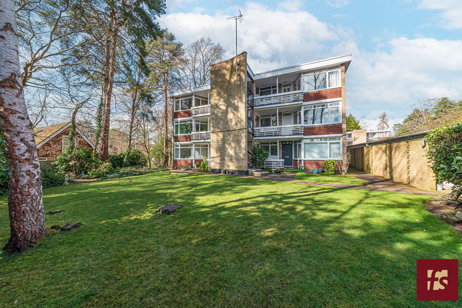 Linkway, Crowthorne, Berkshire, RG45 6ET, photo 18