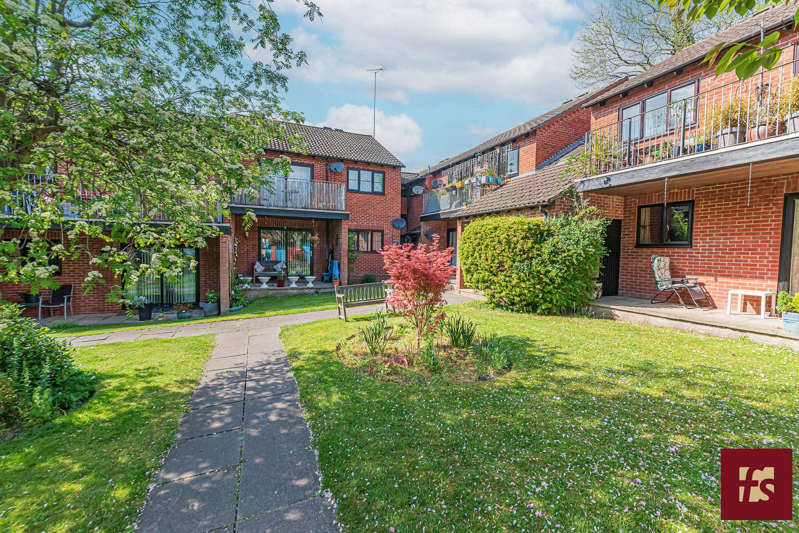 Lower Broadmoor Road, Crowthorne, RG45 7HF