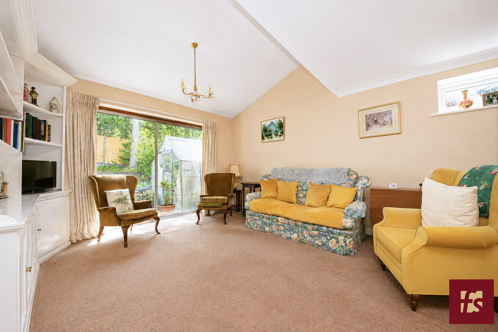 Mulberry Close, Crowthorne, Berkshire, RG45 7LG, photo 7