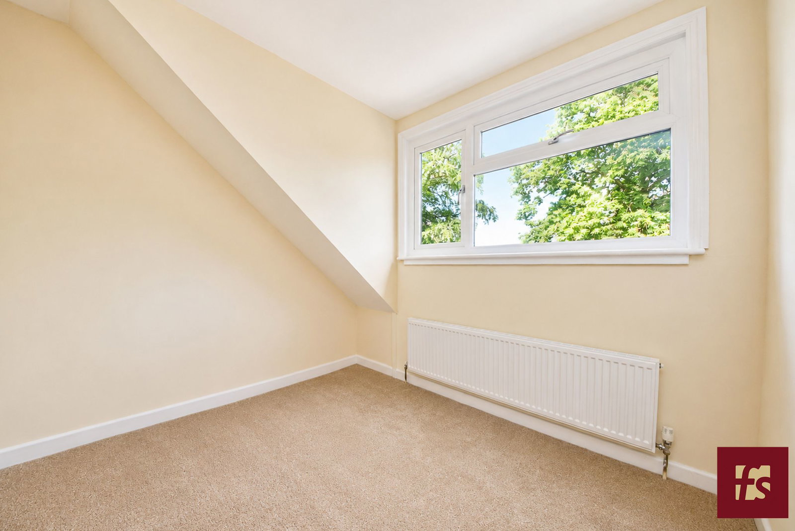 Mulberry Close, Crowthorne, Berkshire, RG45 7LG, photo 12