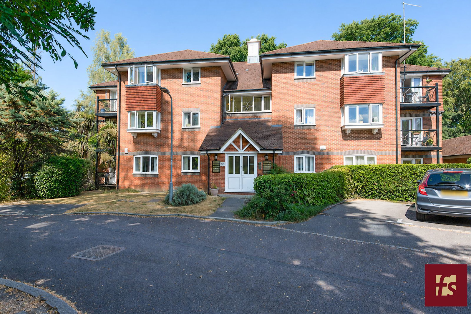 Masefield Gardens