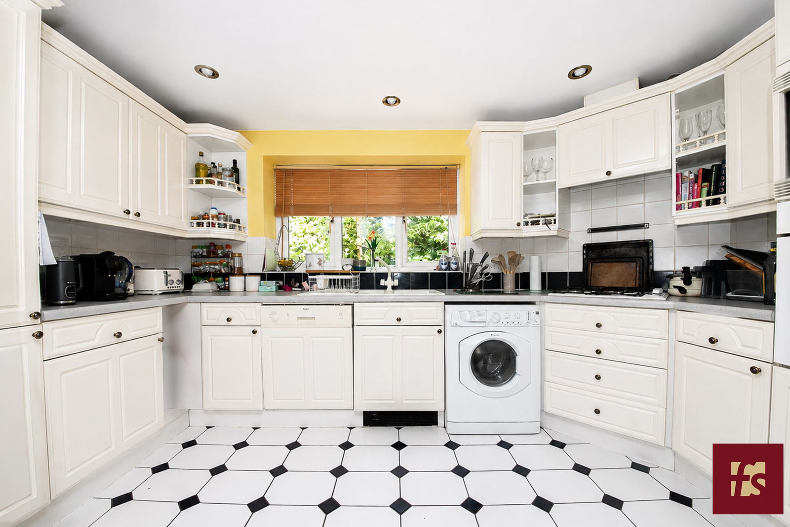Masefield Gardens, Crowthorne, Berkshire, RG45 7QS, photo 13