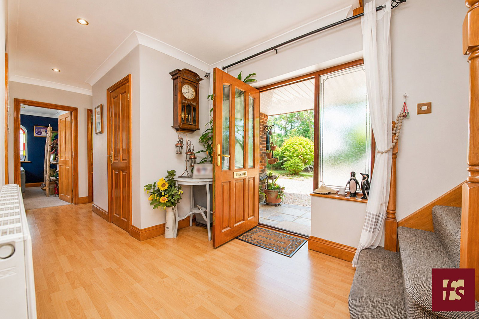 Ravenswood Avenue, Crowthorne, Berkshire RG45 6AX, photo 10