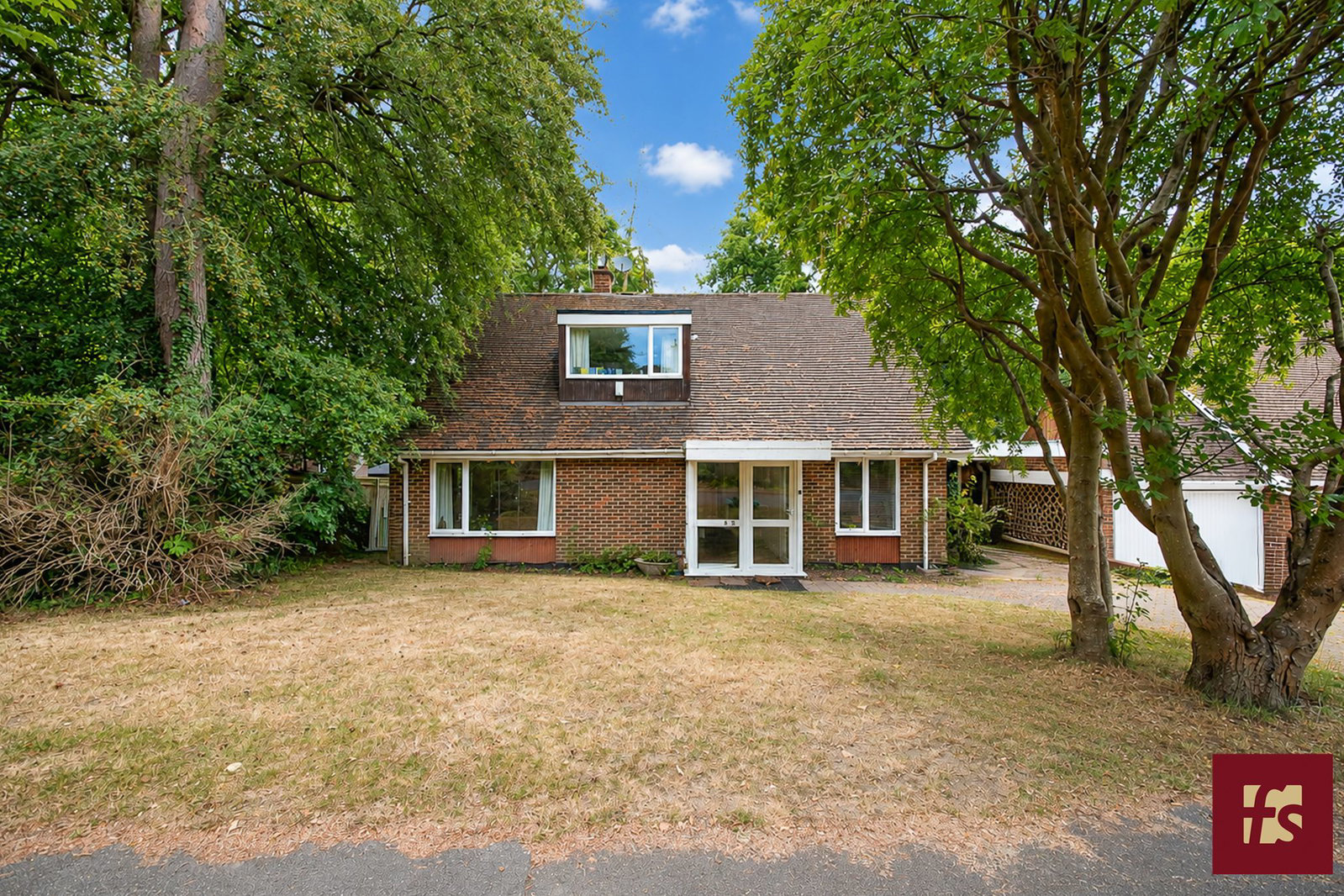 Heathermount Drive, Crowthorne, RG45 6HJ