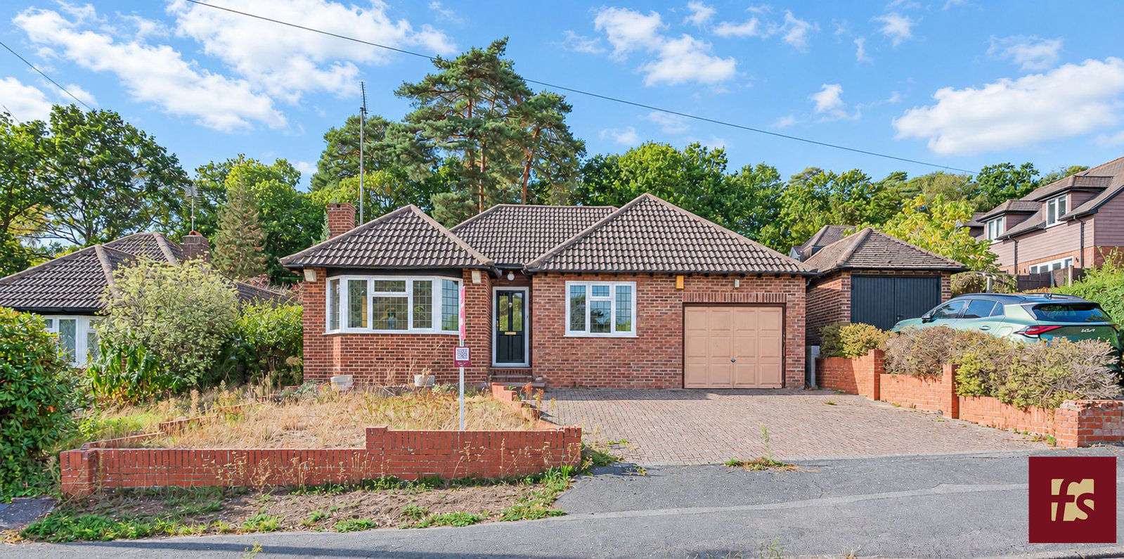 Broom Acres, Sandhurst, Berkshire GU47 8PW