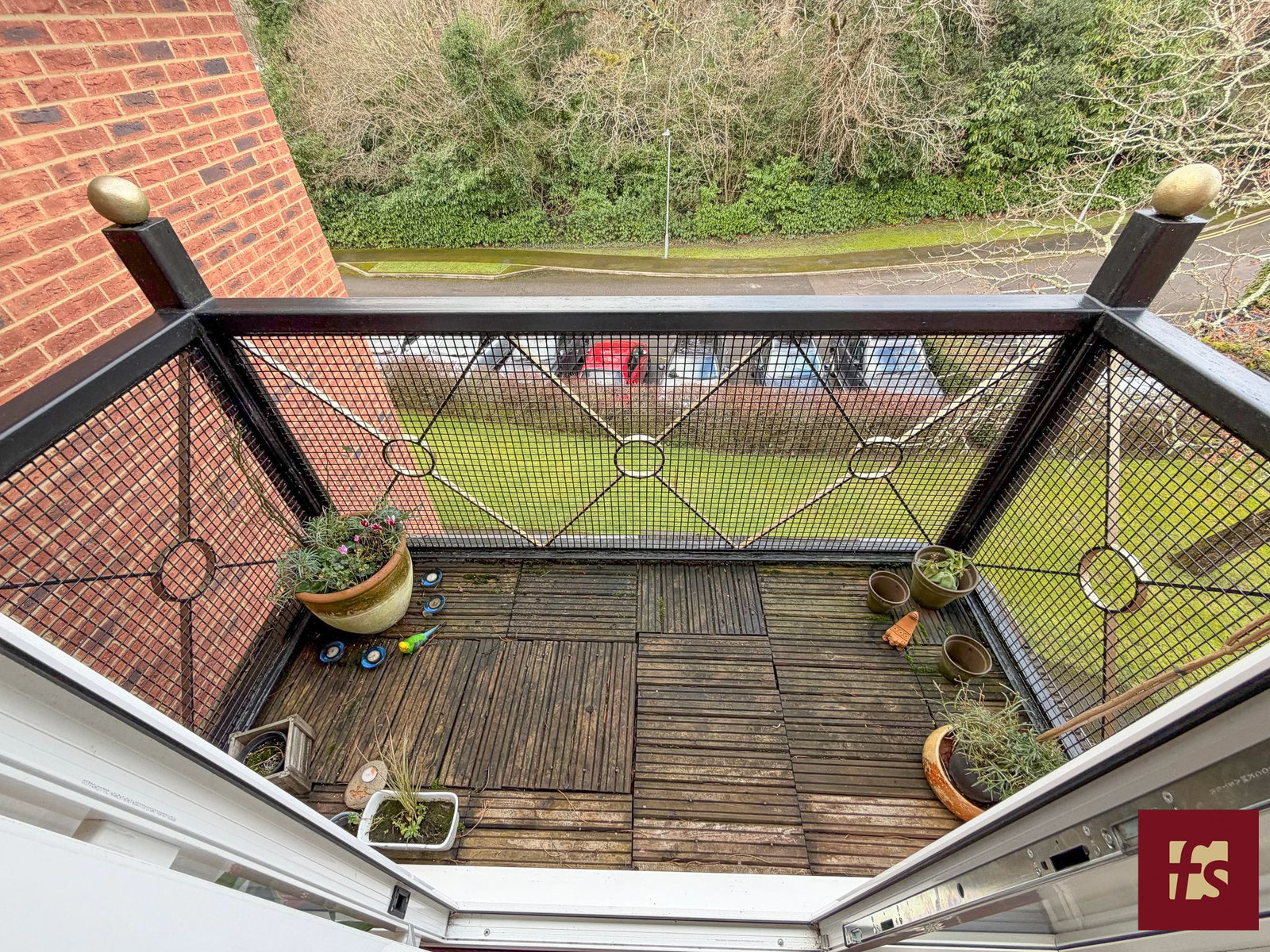 Masefield Gardens, Crowthorne, RG45 7QT, photo 12