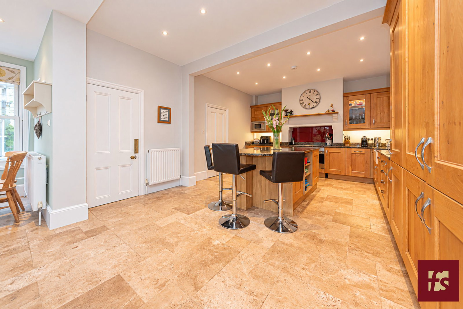 The Avenue, Crowthorne, Berkshire RG45 6PG, photo 8