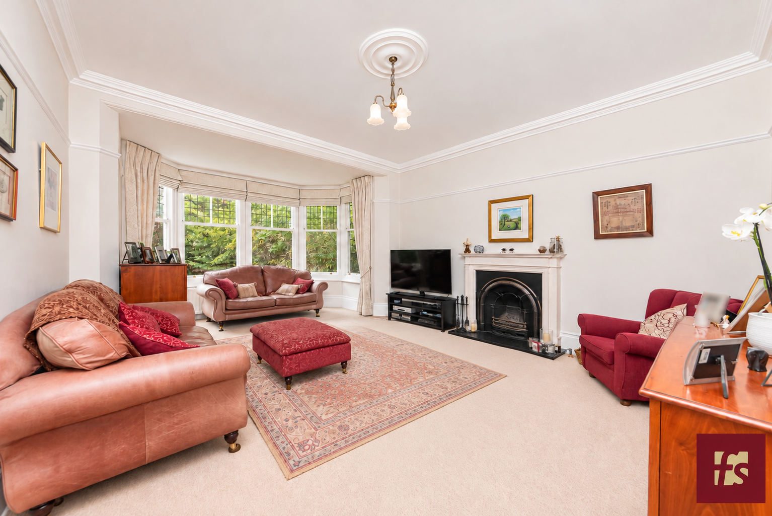 The Avenue, Crowthorne, Berkshire RG45 6PG, photo 2