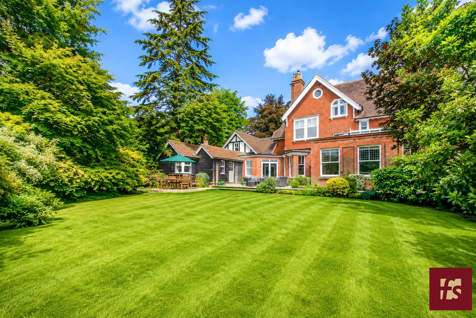 The Avenue, Crowthorne, Berkshire RG45 6PG, photo 28