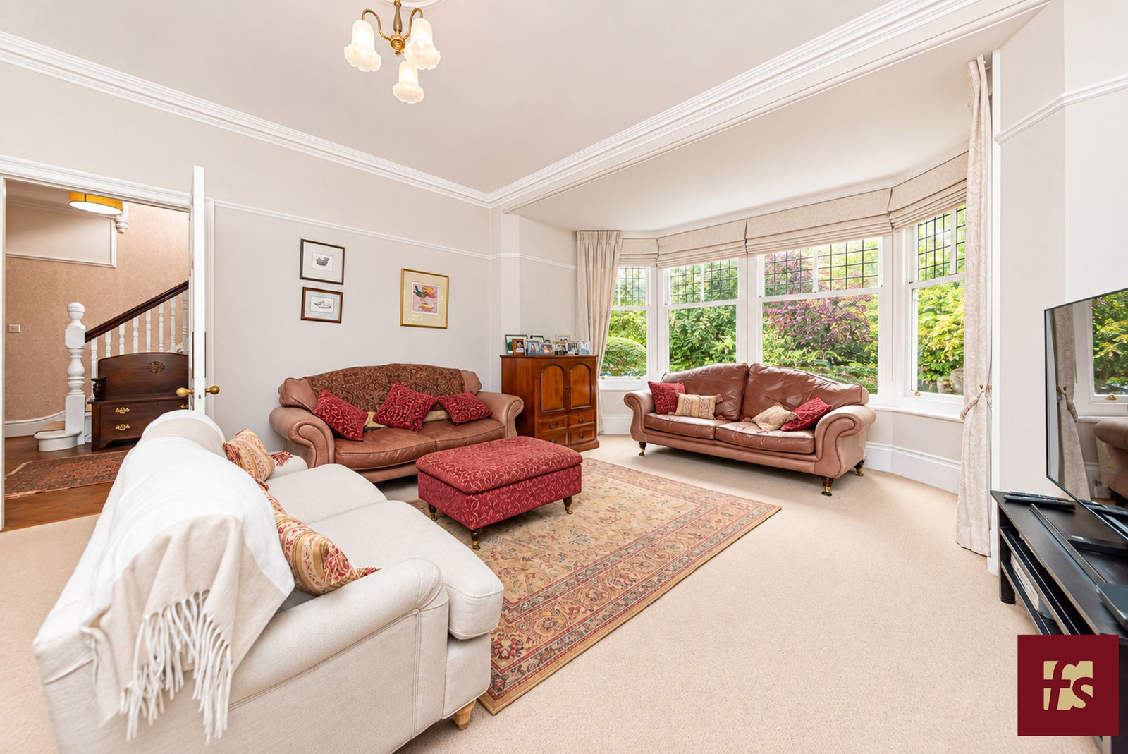 The Avenue, Crowthorne, Berkshire RG45 6PG, photo 4