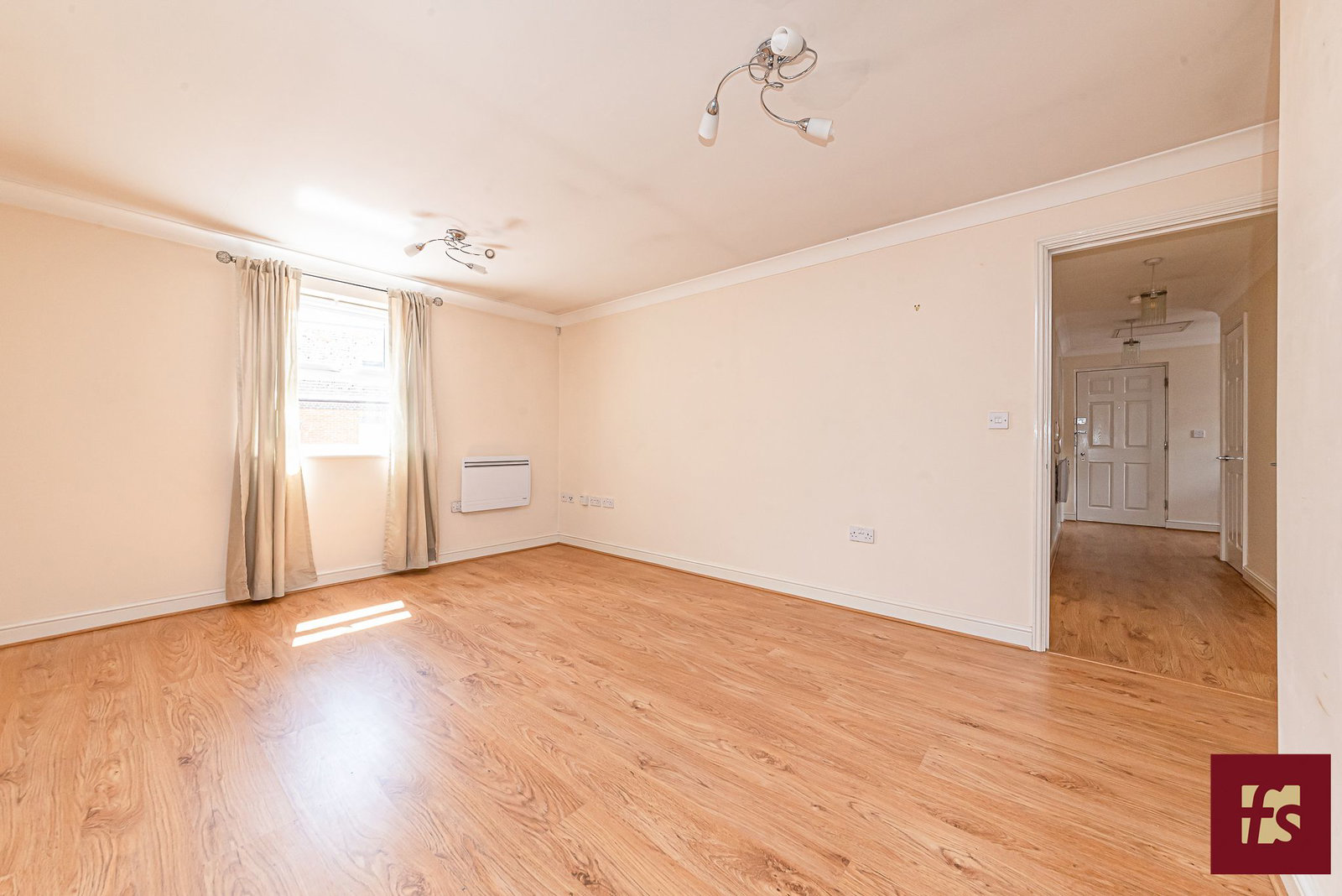 Heath Hill Road South, Crowthorne, Berkshire RG45 7BH, photo 6