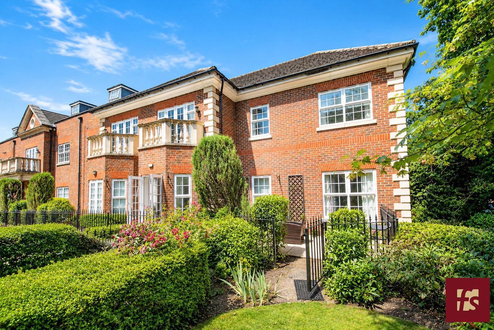 Wellesley Court, Dukes Ride, Crowthorne RG45 6DG