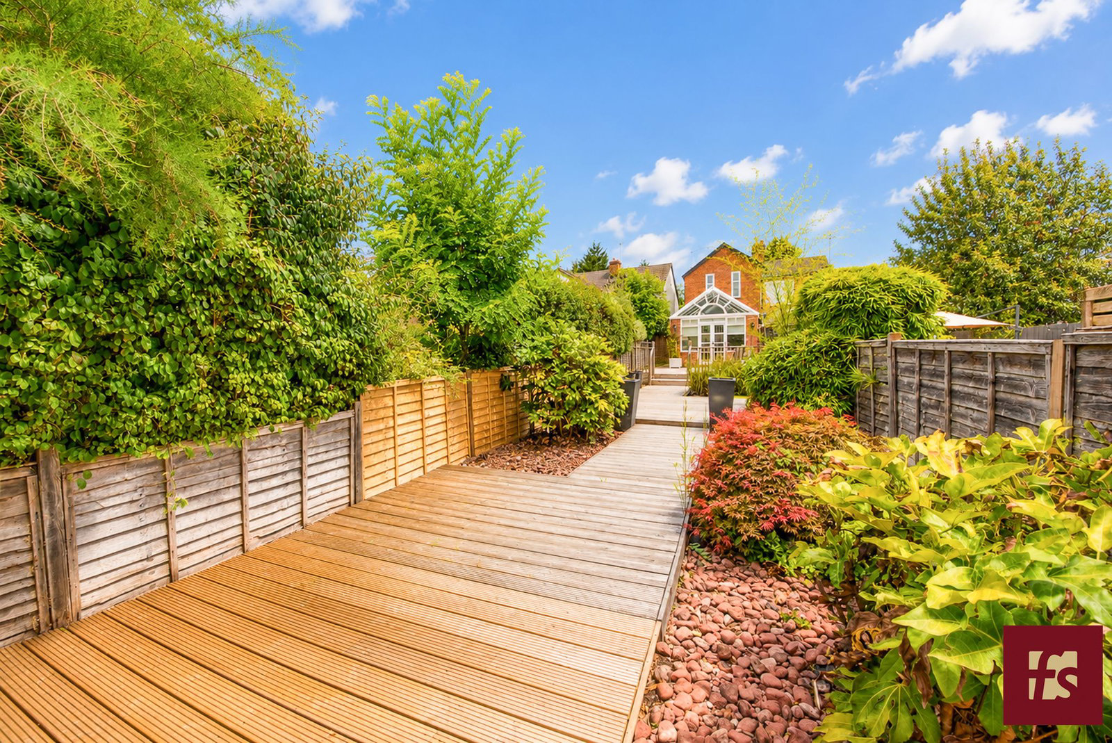 Hope Cottages, Bracknell Road, Warfield, Berkshire RG42 6LR, photo 19