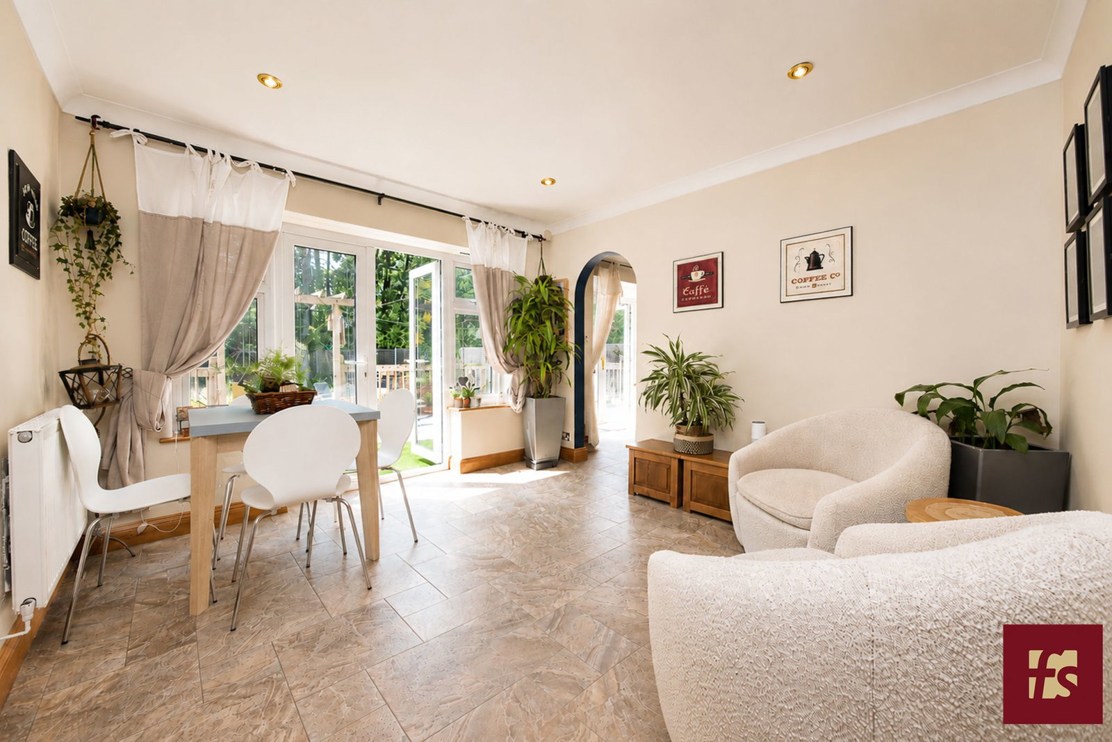 Ravenswood Avenue, Crowthorne, Berkshire RG45 6AX, photo 7
