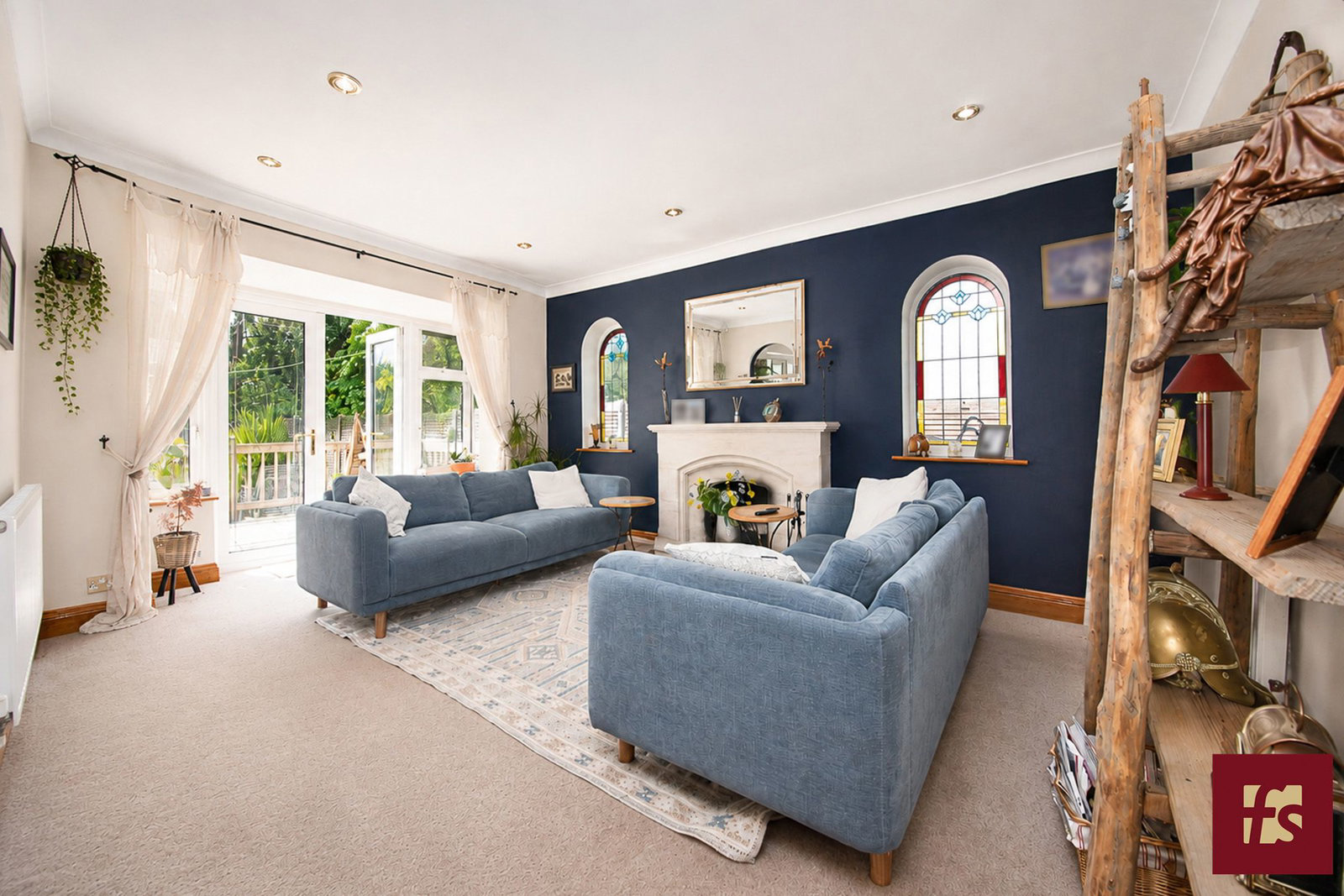 Ravenswood Avenue, Crowthorne, Berkshire RG45 6AX, photo 2